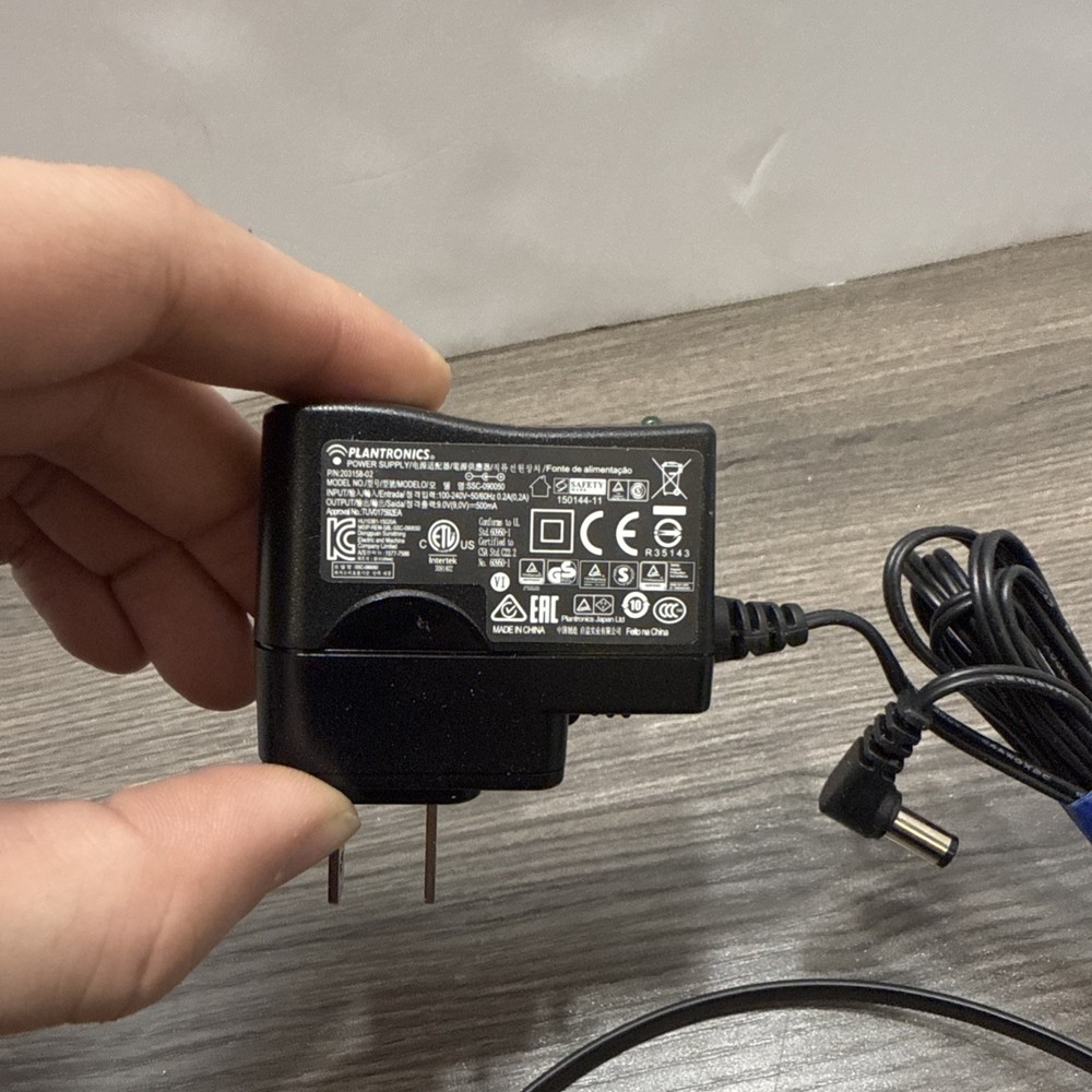 Plantronics WH500 Headset, Charge Base, 2 Batteries