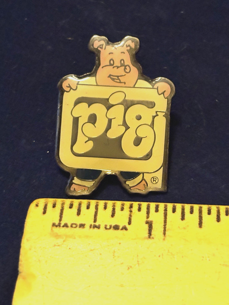 PIG Pinback...vintage