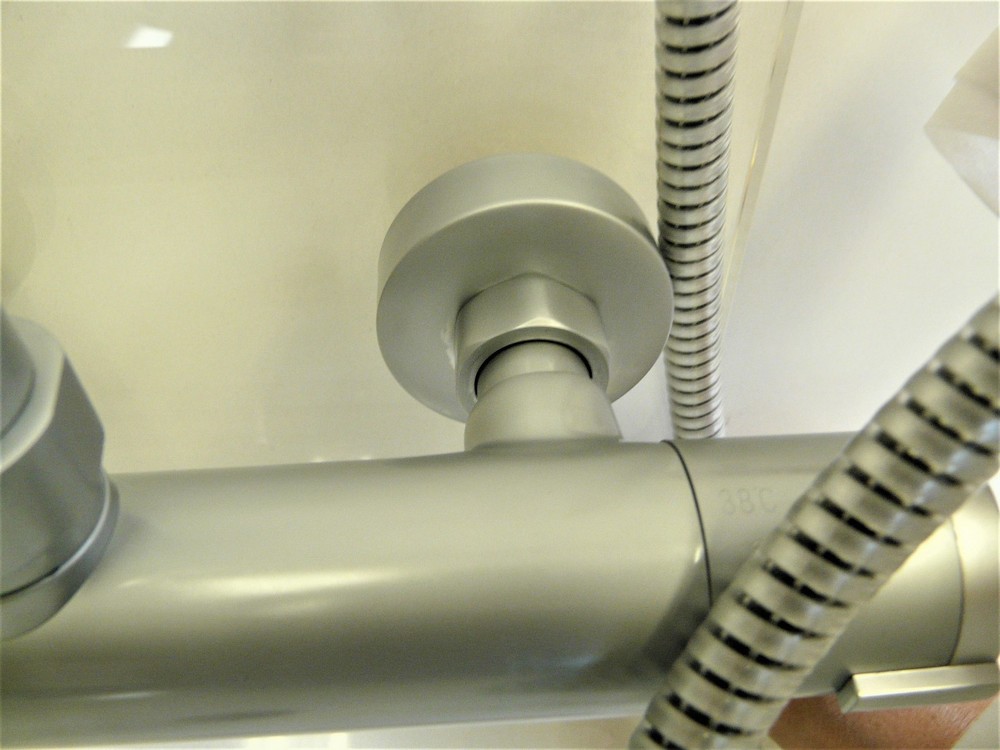 Chute Rain Shower Chrome Matte,Shower System,Shower Head, Thermostat, New, Java
