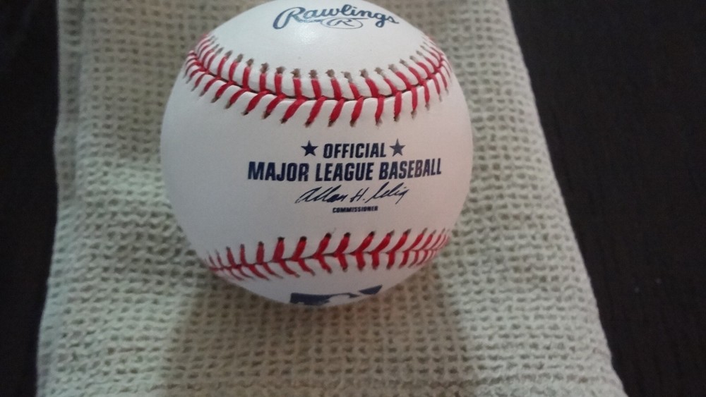 BRAD SALMON autographed baseball