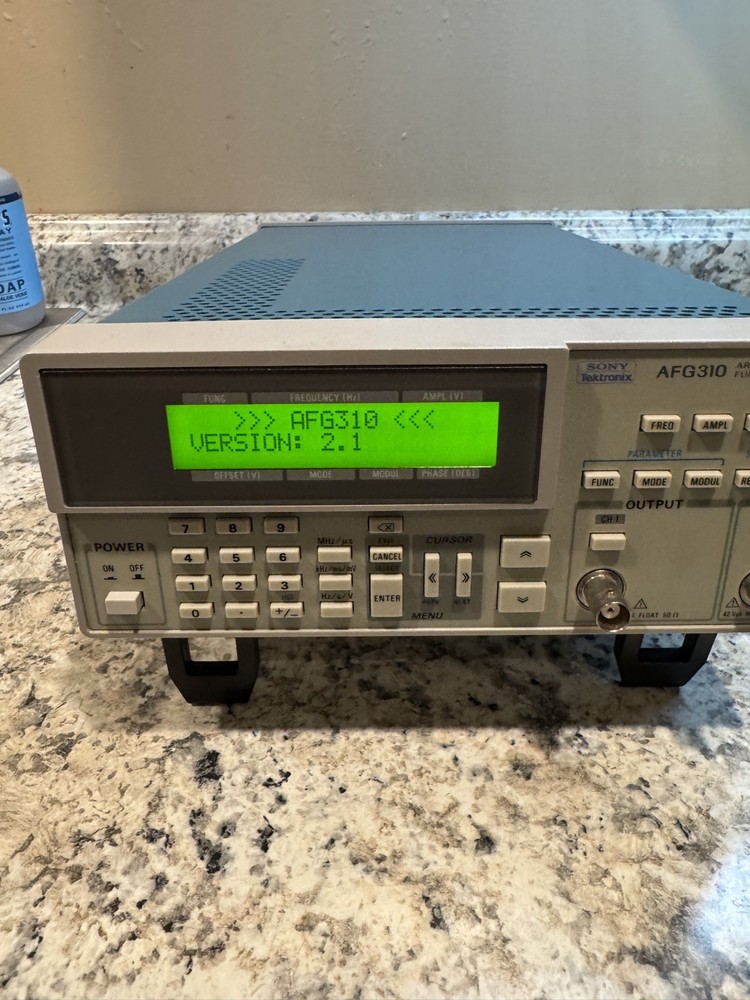 Sony Tektronix AFG310 Arbitrary Function Generator 16MHz - Powers On
