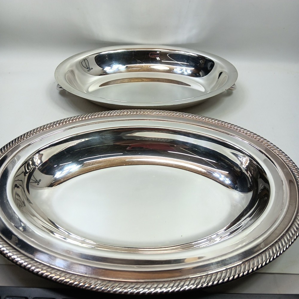 International Silver Castleton Silverplate Covered Vegetable Dish #4812