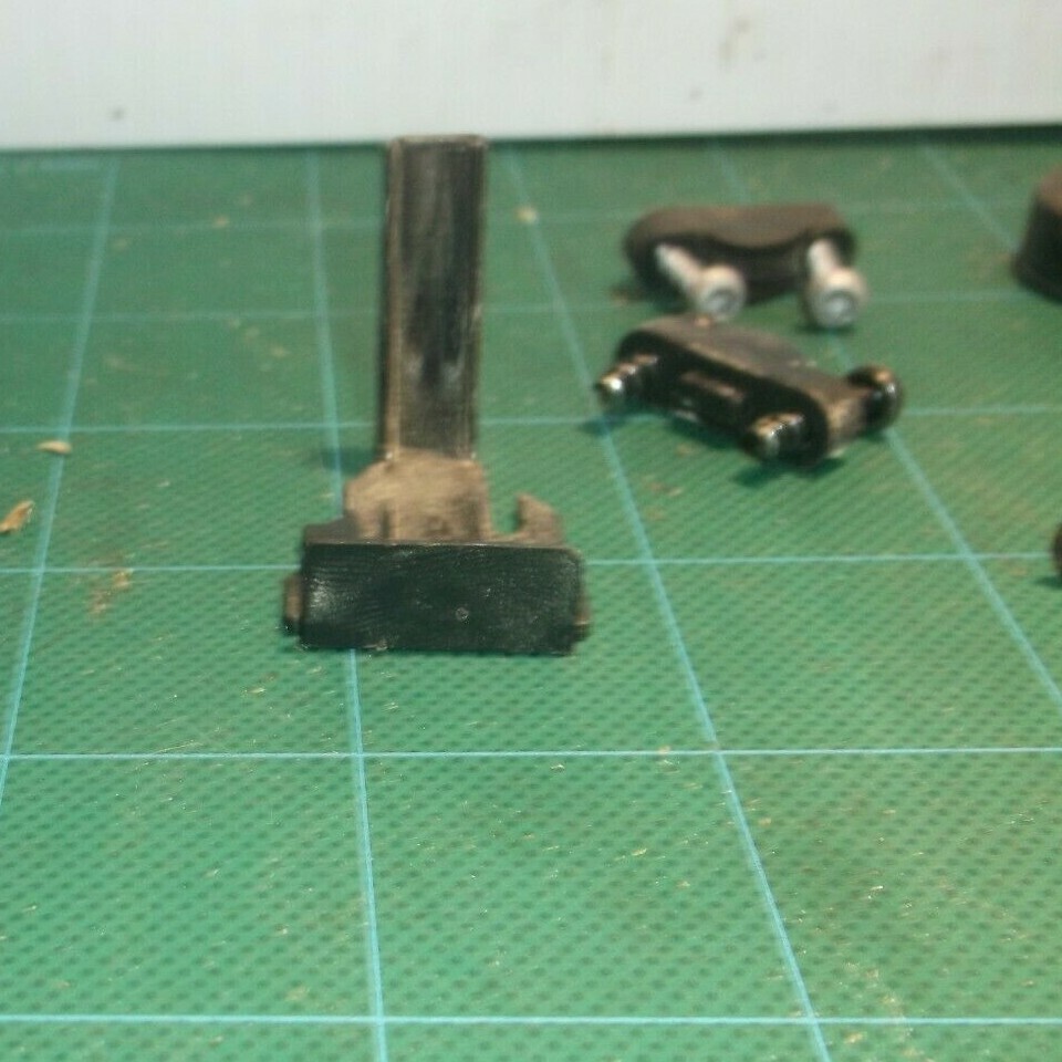 Assorted Parts Only Off A Ridgid R2611 Random Orbit Sander