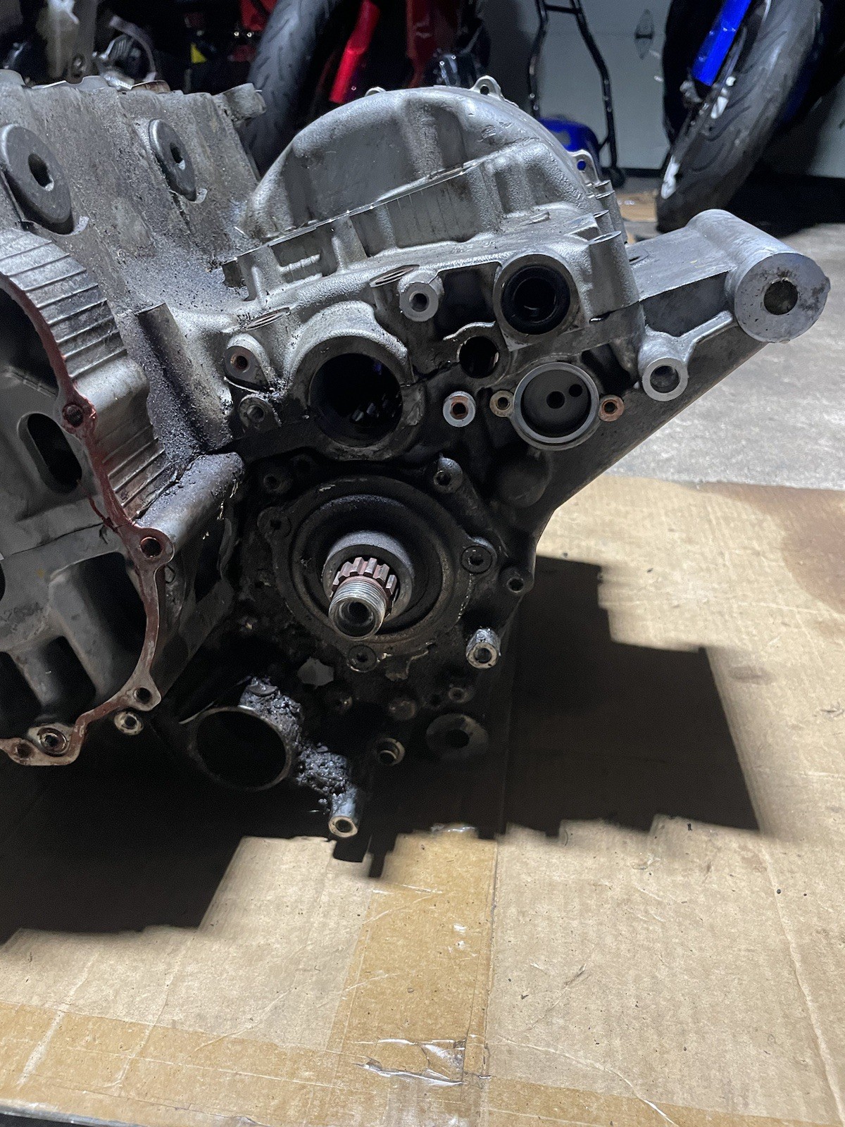 2009 08 09 Suzuki GSXR 600 GSXR600 Crankcase Case Engine Motor Block Piston Lot