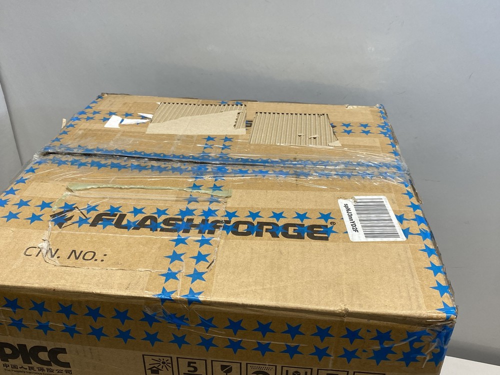 Flashforge Adventurer 5M 3D Printer, 600mm/s High Speed, Beginner-friendly