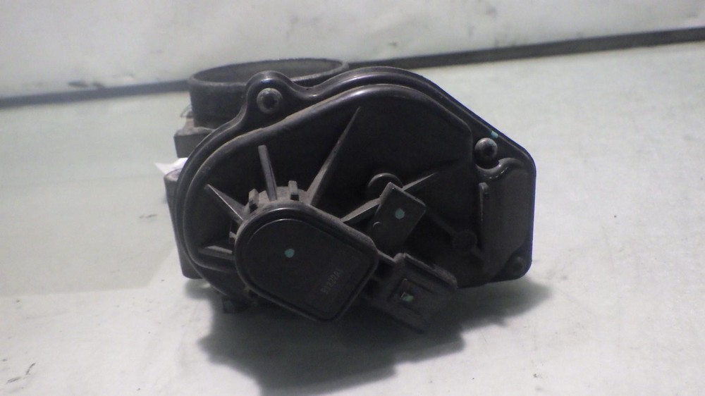 09 FORD FOCUS Throttle Body