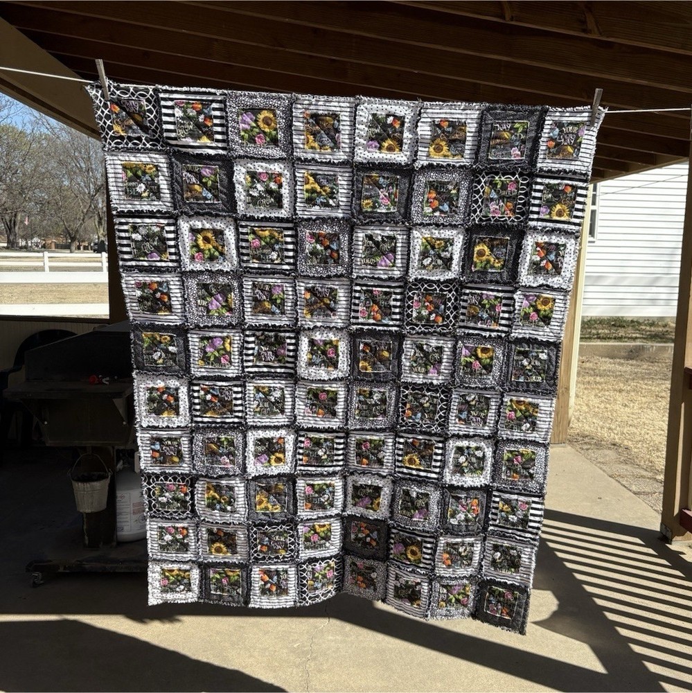 Handmade Patchwork Rag Quilt Throw Black Cotton Floral Inspirational Pattern