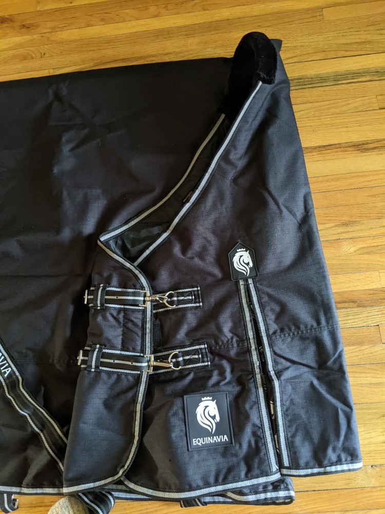 light winter Turnout Blanket 100g 72"