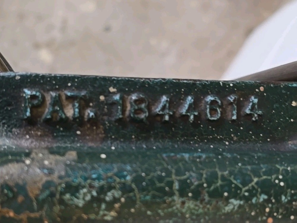 RARE 1928 TOKHEIM "VAC" visible PUMP