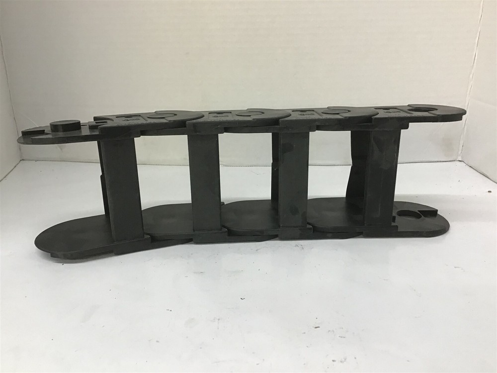 Igus E300.075.150 Cable Chain 1' L