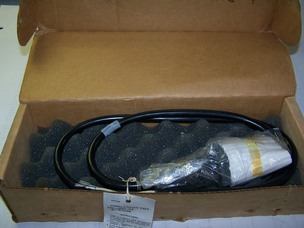 NEW BECKMAN INSTRUMENTS CONDUCTIVITY CELL CEL-Y002-X4