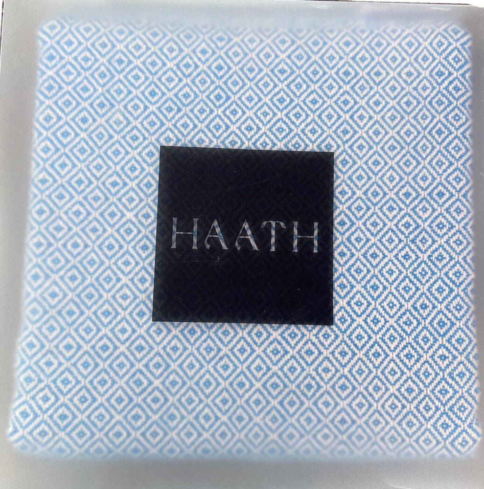 HAATH Handcrafted Throw Blanket (Cerulean Blue)