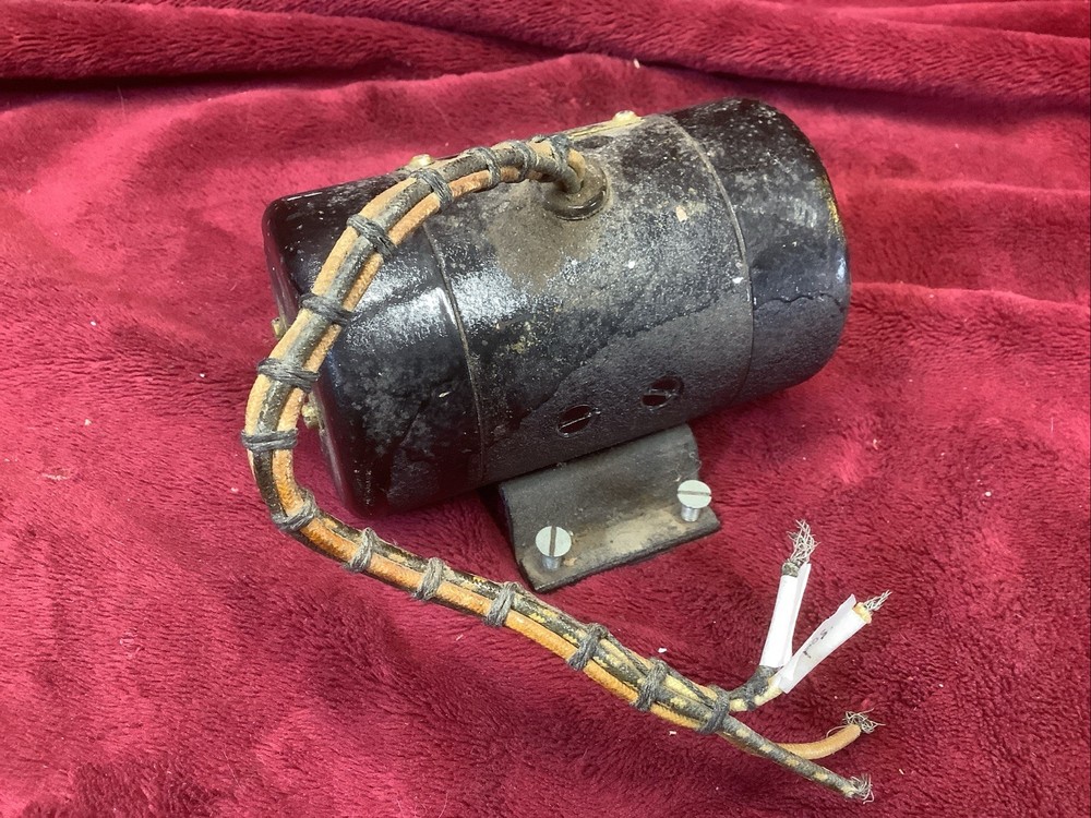 SIGNAL CORPS COMMAND RADIO MODULATOR DYNAMOTOR DM 25 A 12V Tested&Working