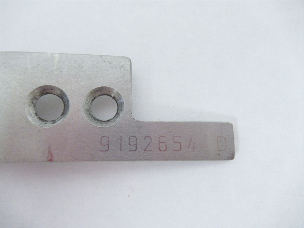 246137 New-No Box; Douglas 9192661 Guide Compression Glue SS