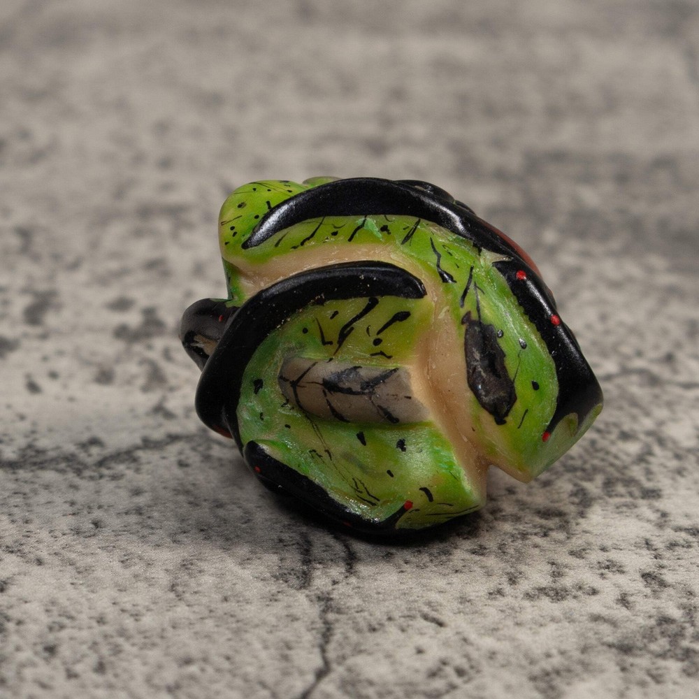 Double Red And Black Gecko Lizard Tagua Carving