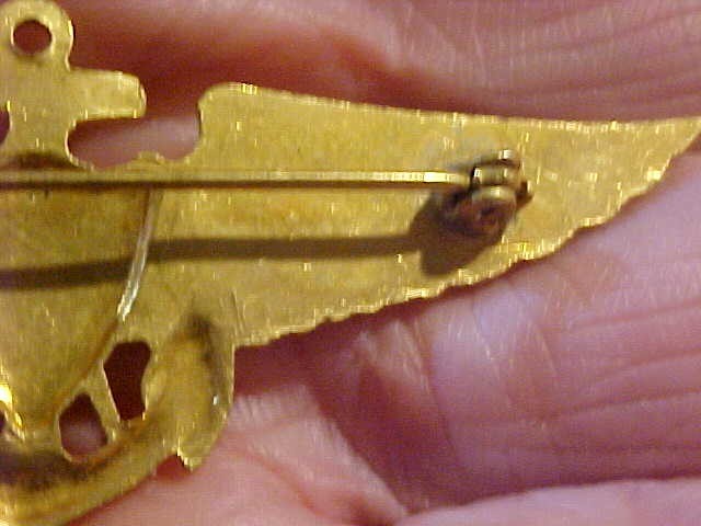 WW2 US NAVY U.S.N. PILOT WING PIN CHEST SIZE