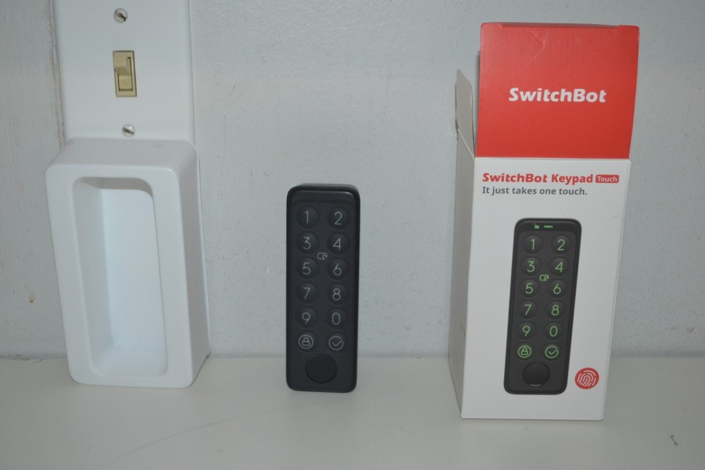 SwitchBot Keypad Touch for SwitchBot Lock W2500020 Keyless Home Entry