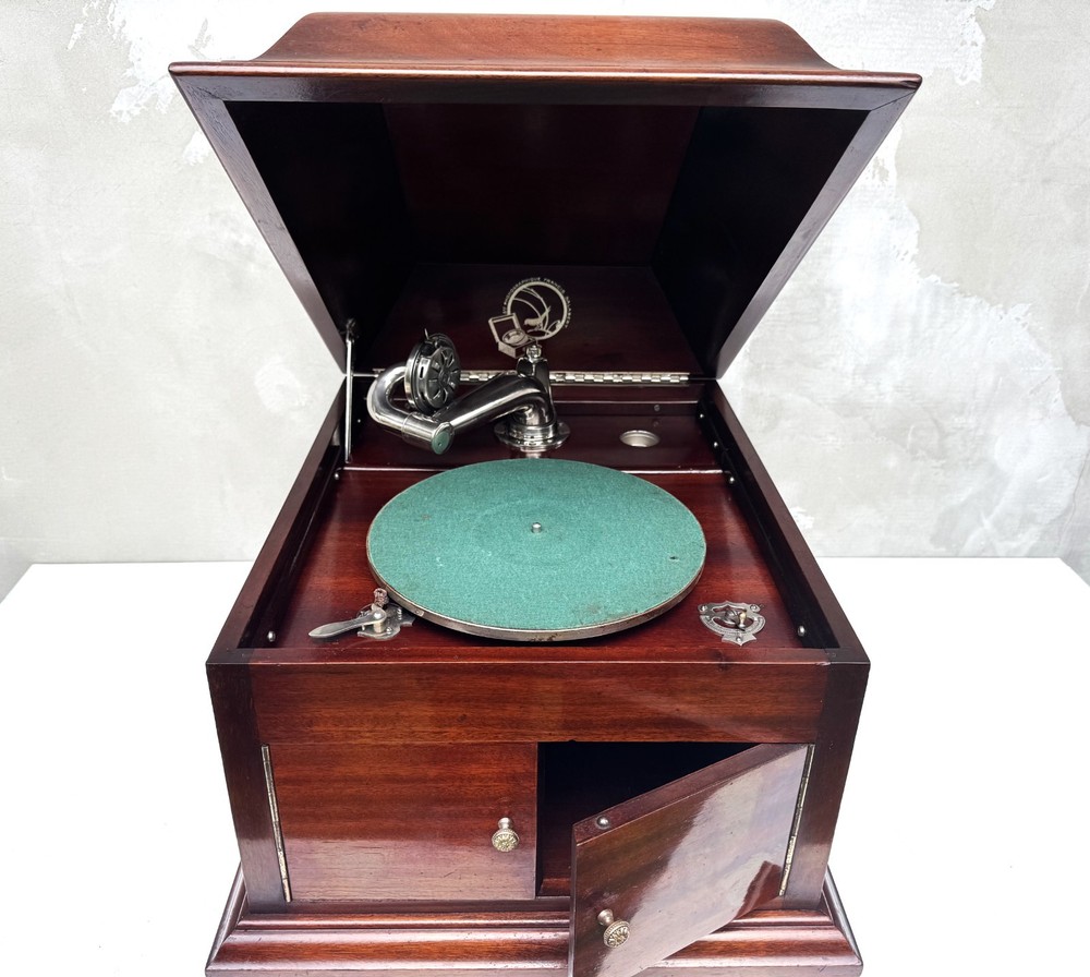 French Phonograph Gramophone Mahogany Tabletop 1920s