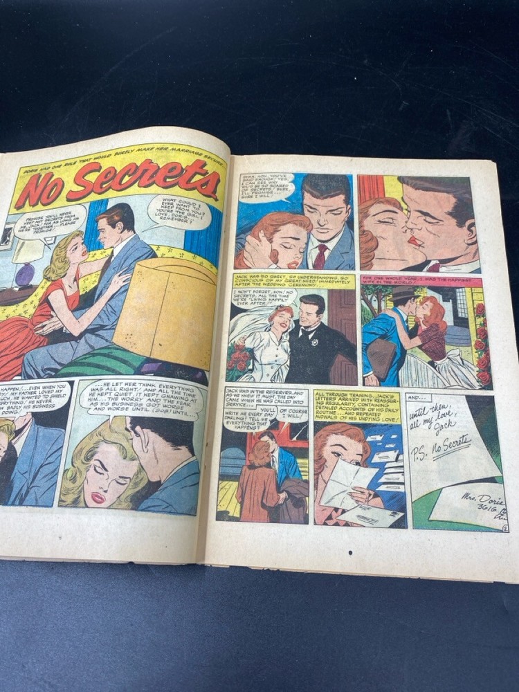 YOUNG LOVE ROMANCE COMIC (MI1065888)