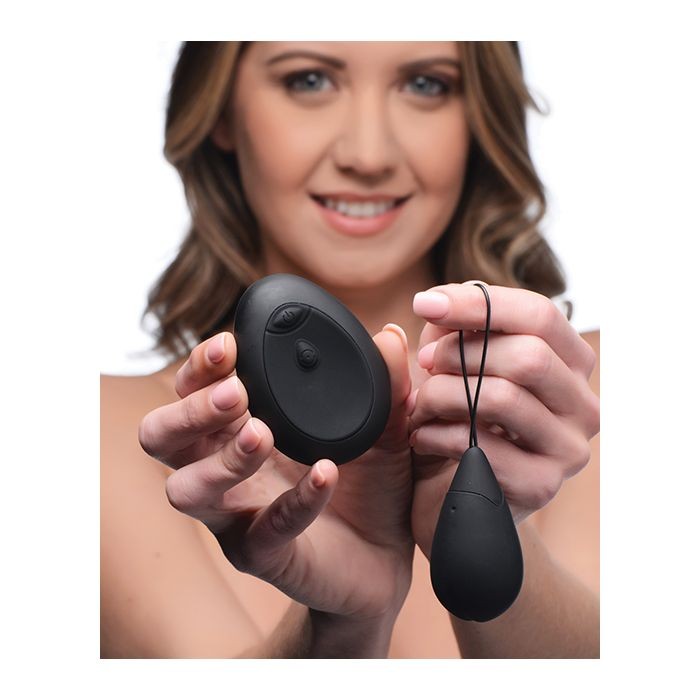 Bang! 10X Silicone Vibrating Egg - Black