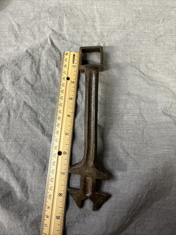 Antique Carriage Buggy Wrench