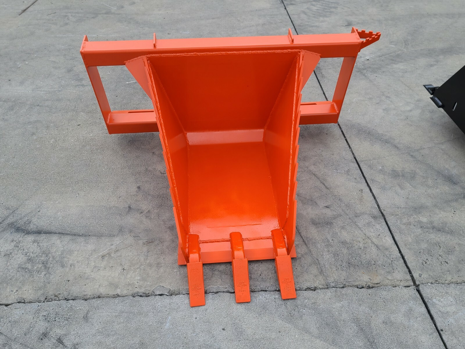 HD Stump Bucket For Skidsteer/tractor