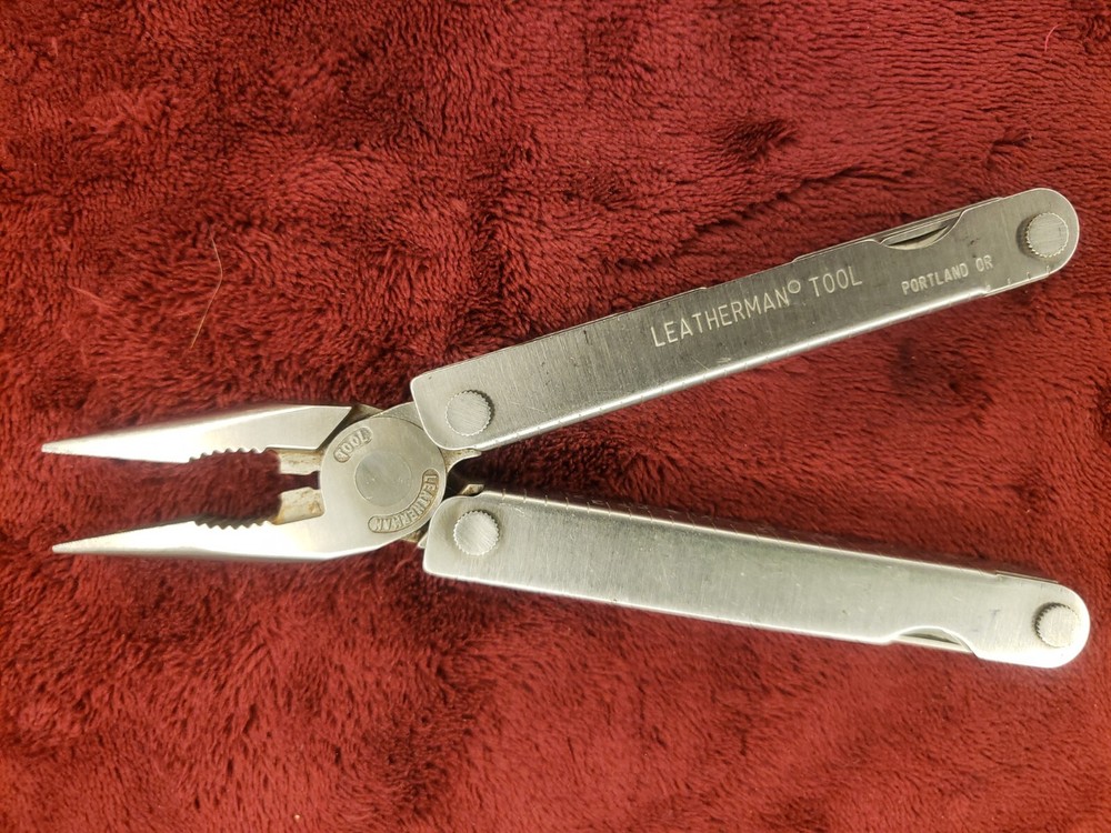Leatherman ~ PST Multi tool 1203 1203 Date Codes