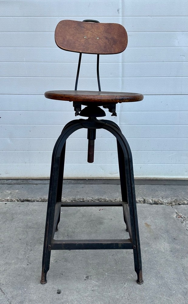 Vintage Industrial Shop Stool / Drafting Stool w/ Backrest (5315)