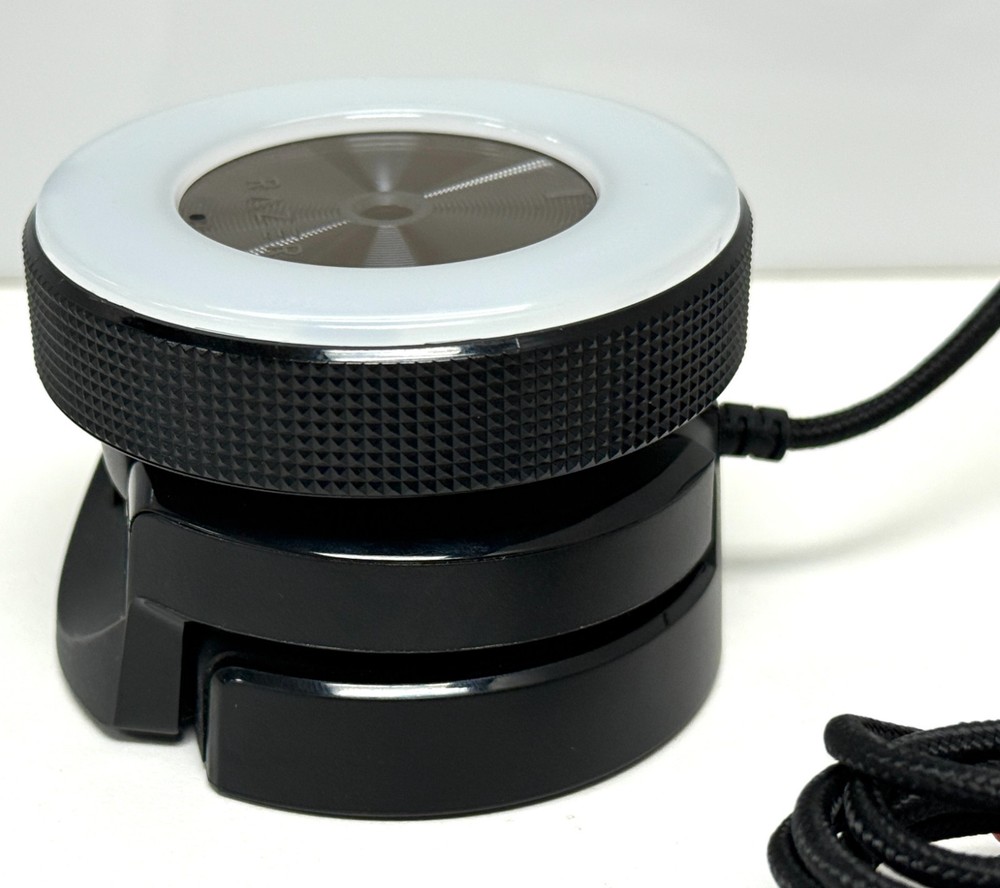 Razer Kiyo RZ19-0232 Broadcasting Camera USB Webcam w/ Adjustable Ring Light