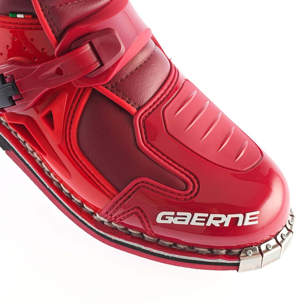 Fastback Endurance Boots Blood Moon Sz 9