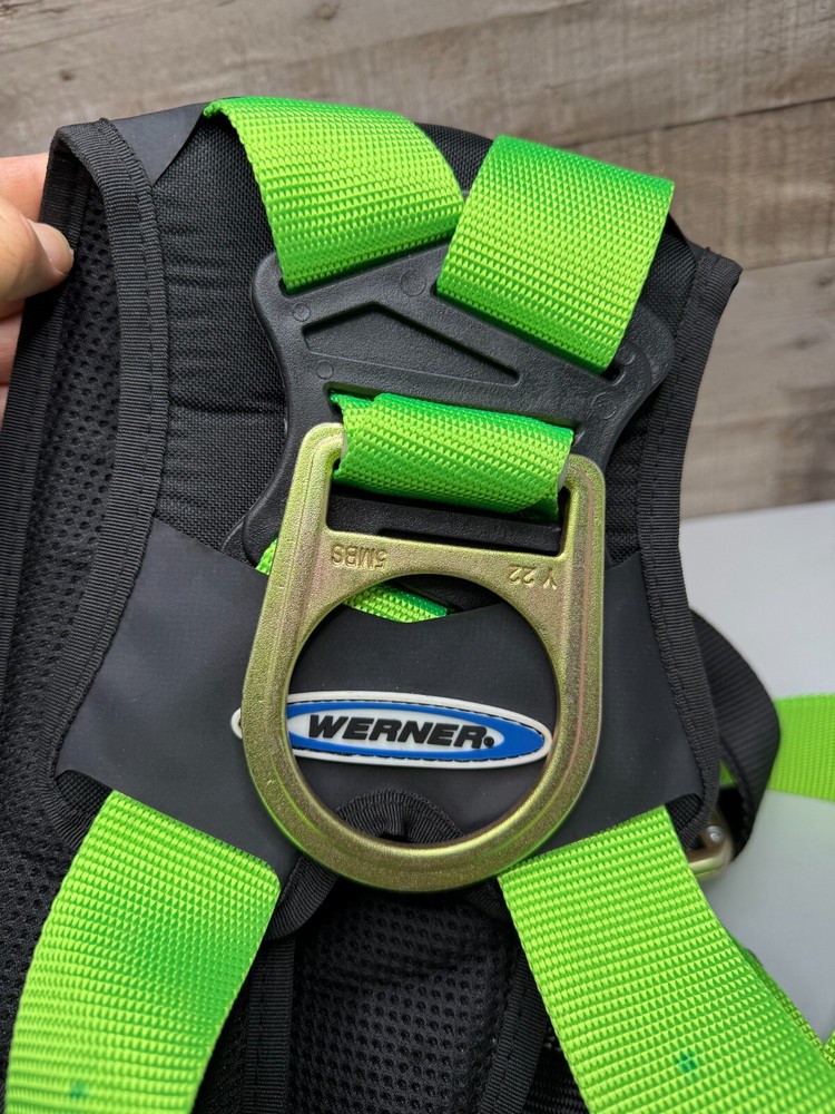 Werner Easy Wear Adjustable Fall Protection Safety Harness (D-Ring) Open Box