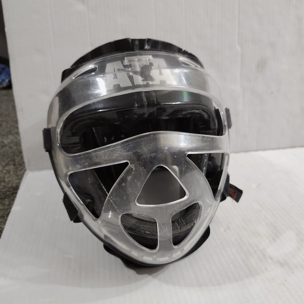 Macho ATA Sparring Helmet Size Medium Red Face Shield Martial Arts