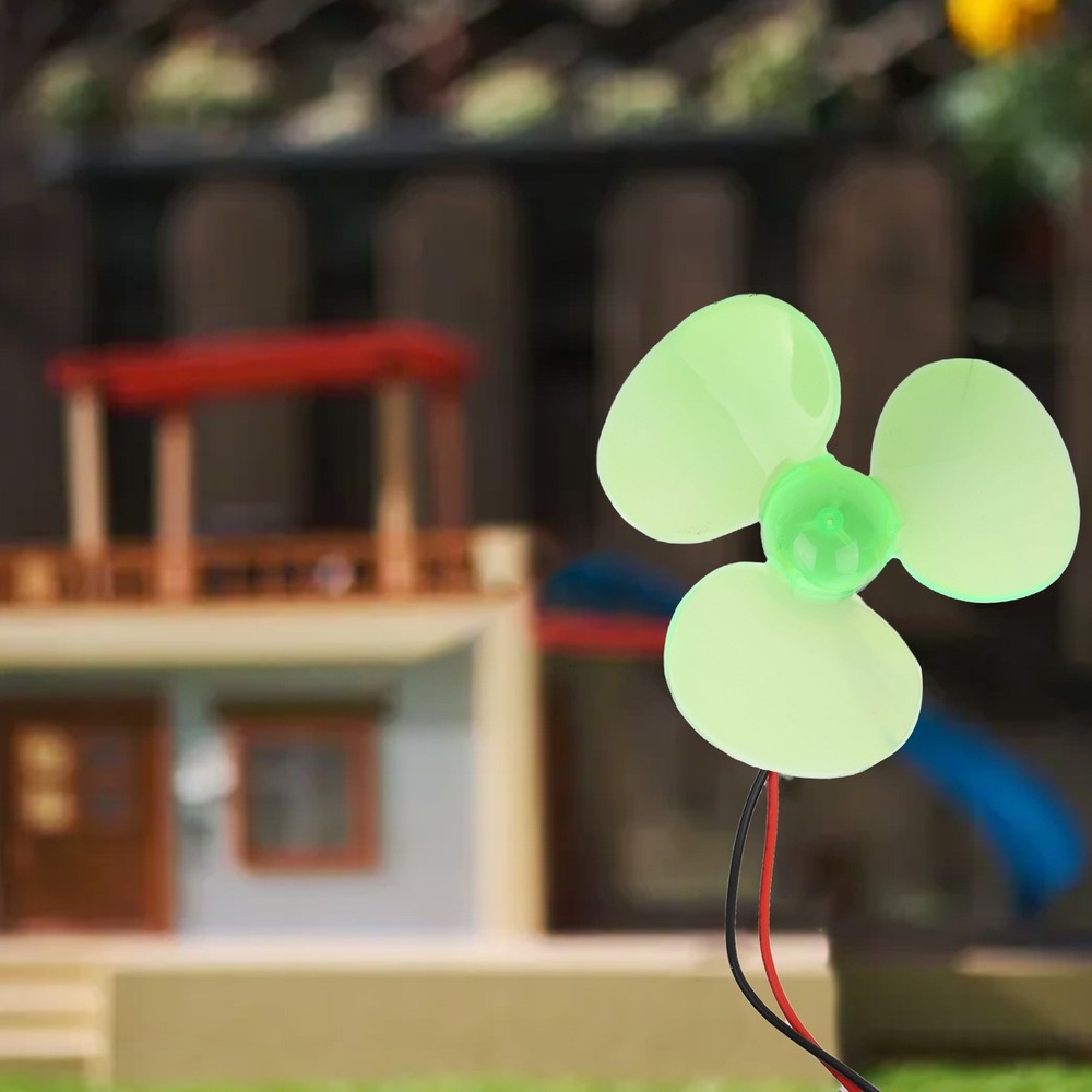 Lightweight Wind Power Generator for Classroom Experiments and Learning
