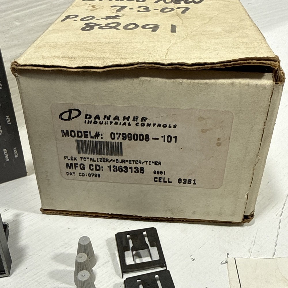DANAHER CONTROLS 0799008-101 Flex Totalizer Hourmeter/Timer NIB NEVER INSTALLED