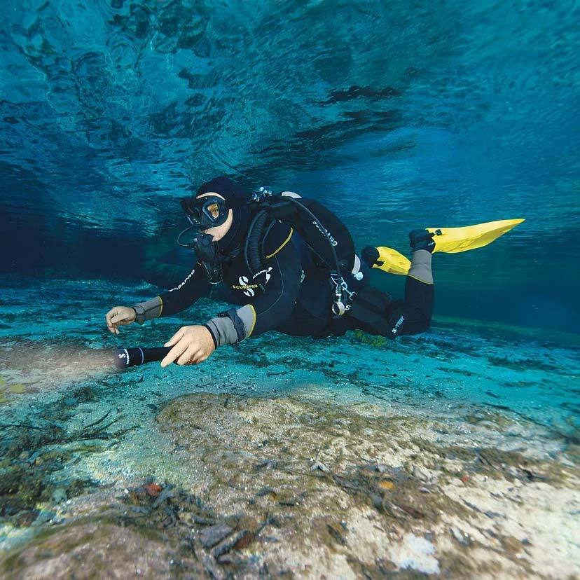 Scubapro Nova 850 Tec Light