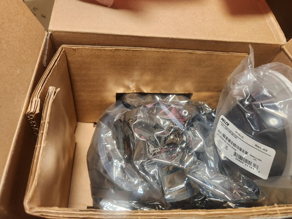 PELCO IP110-CHV9 CAMCLOSURE