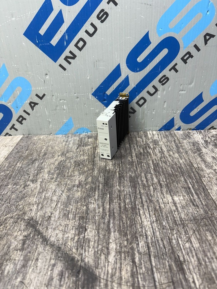 CROUZET GNR20DHZ SOLID STATE RELAY 20A 48-600VAC