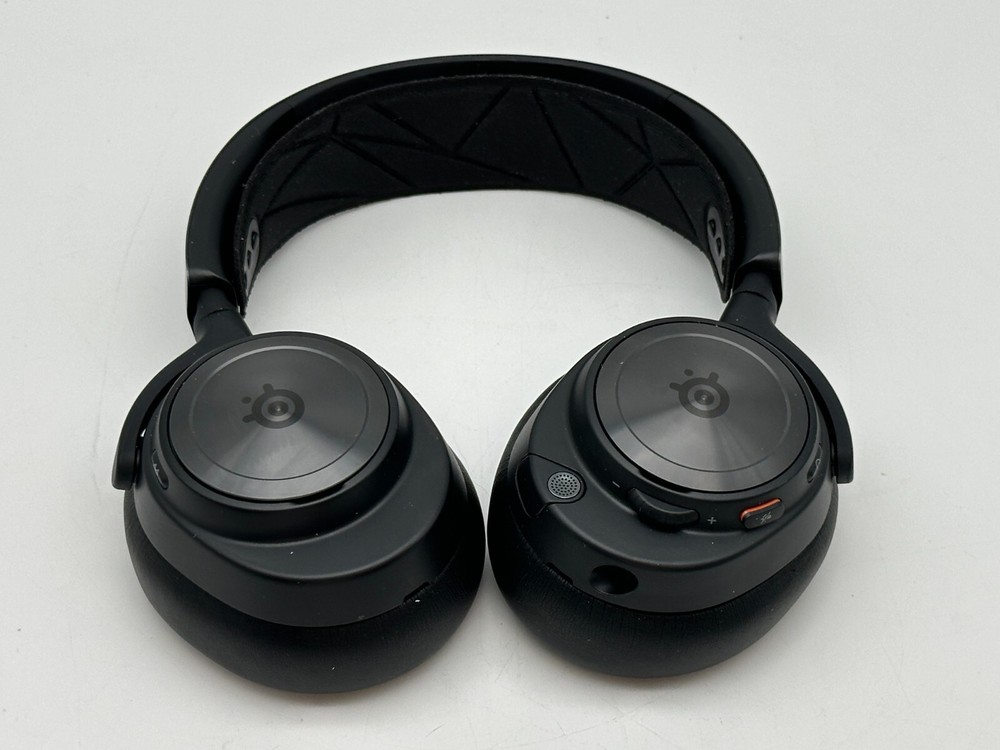 SteelSeries Arctis Nova Pro Wireless Over-Ear Gaming Headset