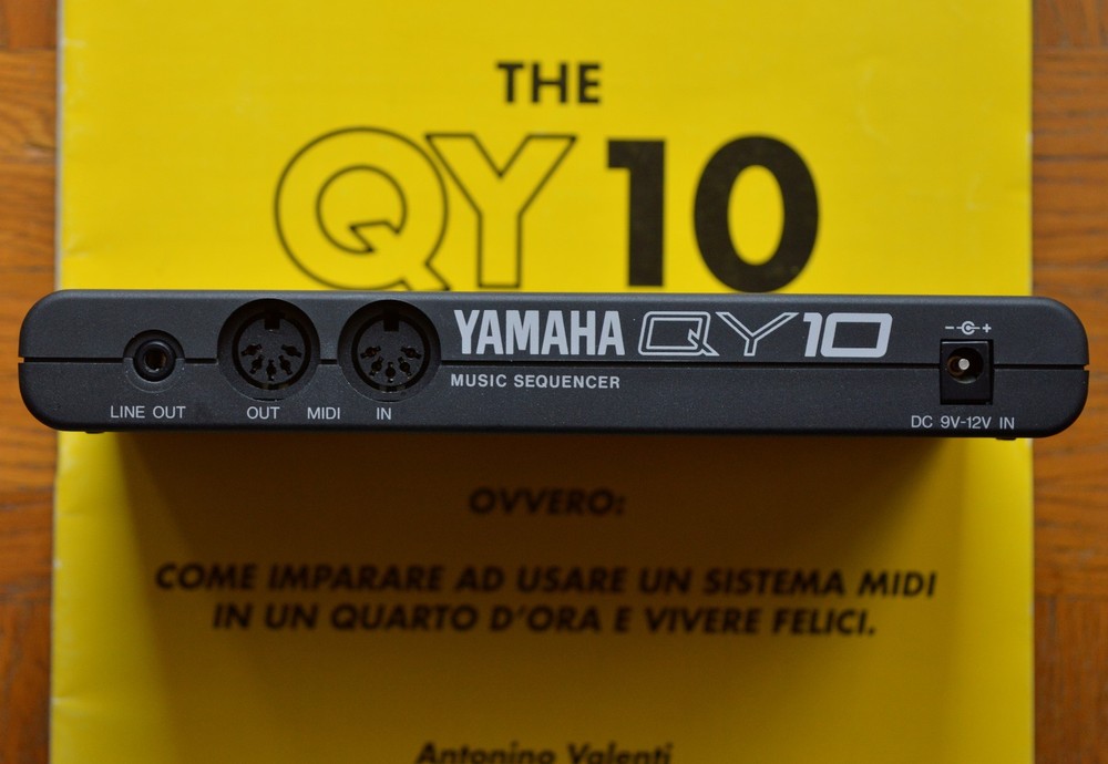 Yamaha QY10 MIDI Sequencer Drum Machine Synth Korg