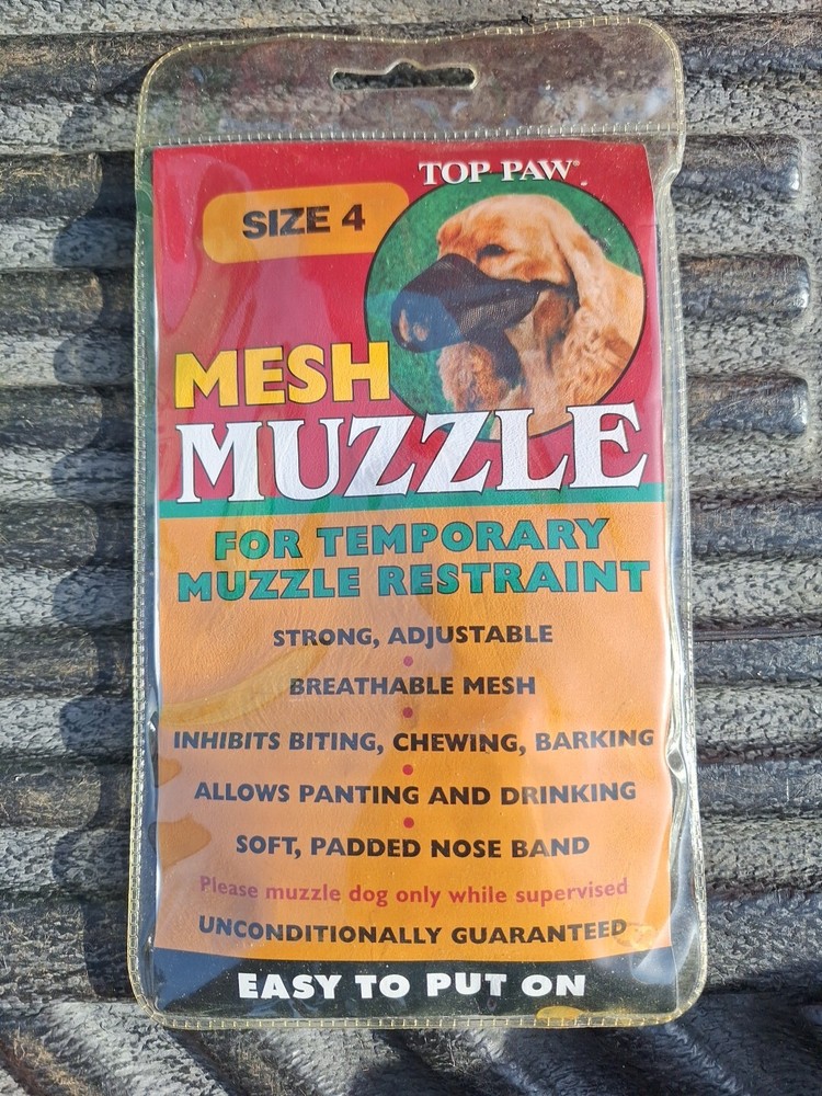 Adjustable Mesh Muzzle, Medium Size 4 (24-48 lbs.) Top Paw