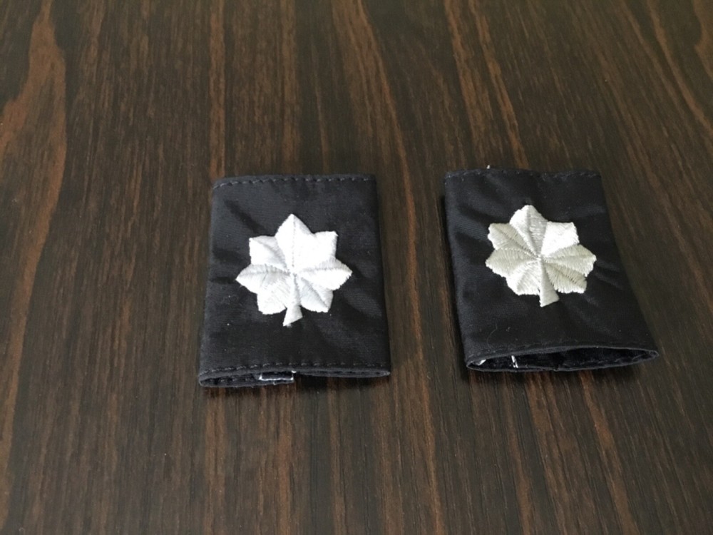 Navy Cold Weather / Parka / Organizational Jacket Rank Tabs. Two (2) Commander