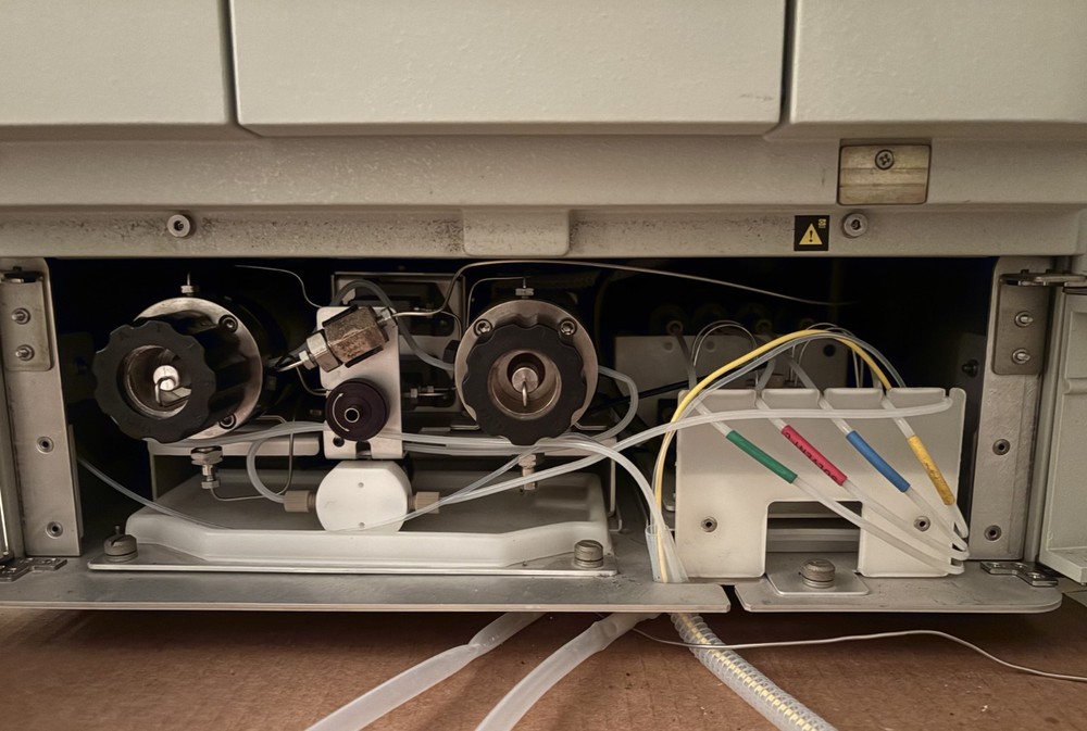 Waters HPLC System with e2695 Separations Module 2475 Fluorescence and 2998 PDA