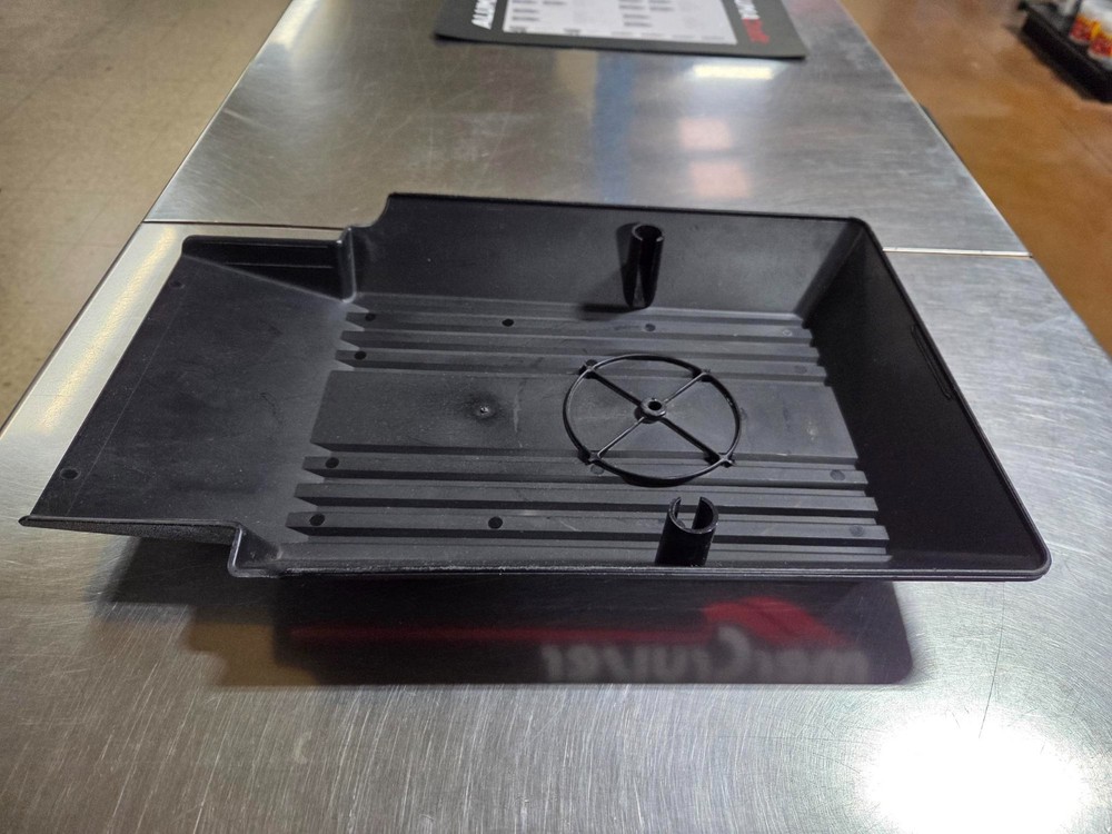 Mercruiser 4.3 V6 Alpha One engine cover