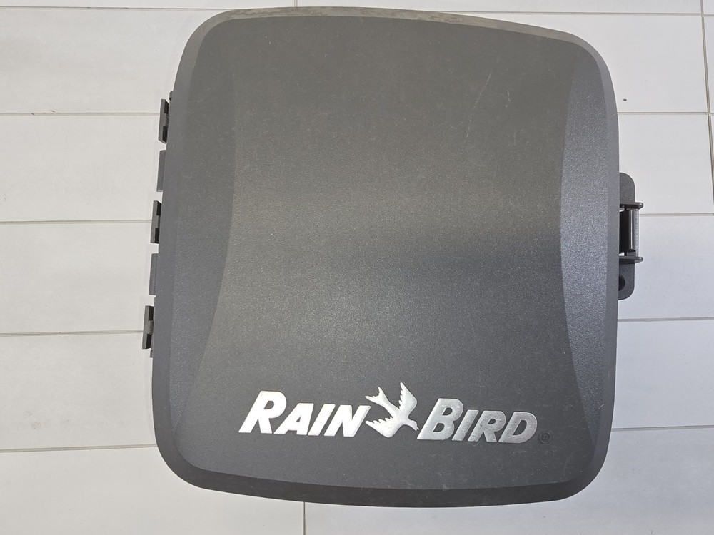 Rainbird ST8i-2.0 8-Zone Smart Irrigation Controller Wi-Fi Timer.