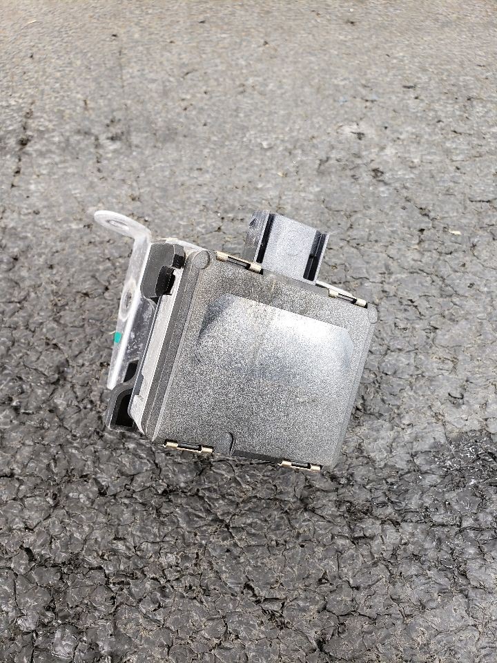 TESLA S   2016 Camera/Projector 3219719