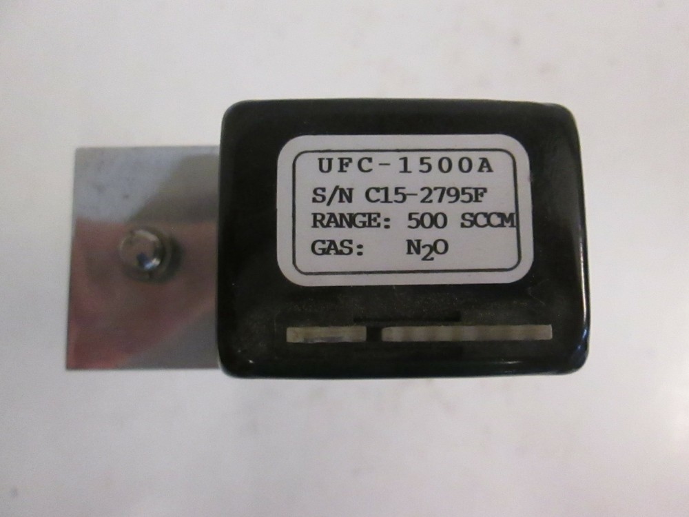Unit UFC-1500A Mass Flow Controller, Gas, N2O, 500 SCCM