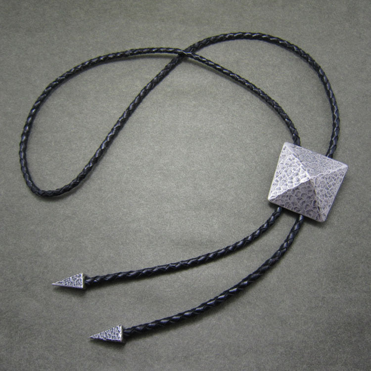 Silver Plated Geometric Patterns Western Cowboy Rodeo Bolo Tie