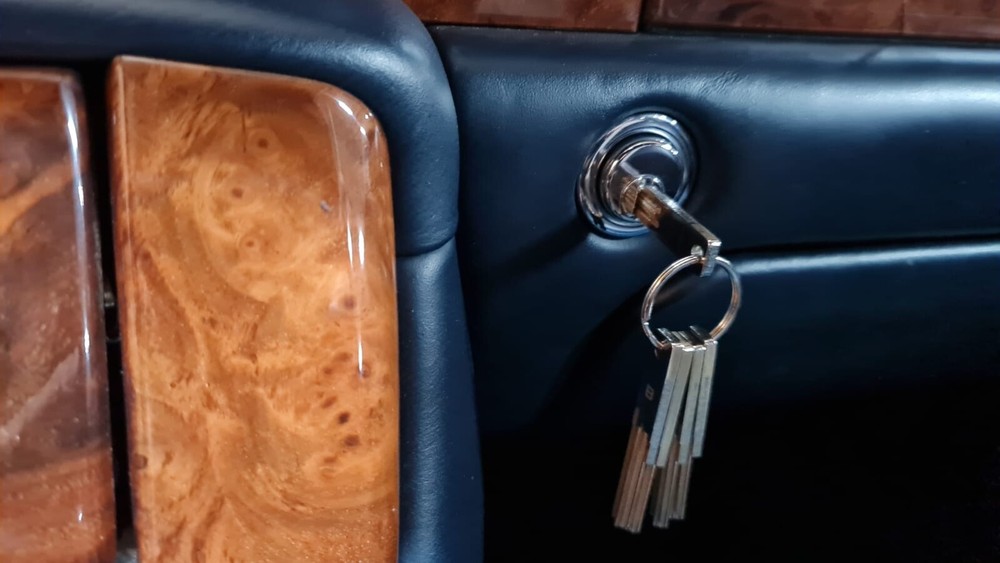Factory Made uncut key blade for Bentley Arnage, Rolls-Royce Silver Seraph.