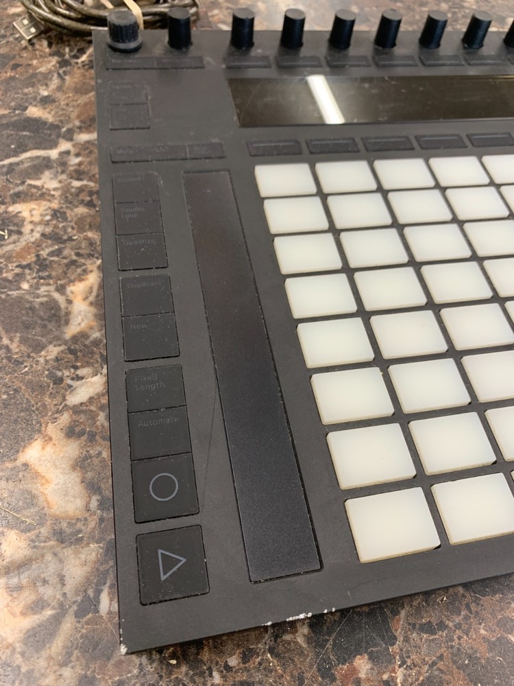 Ableton Push 2 MIDI Controller for Live / Studio
