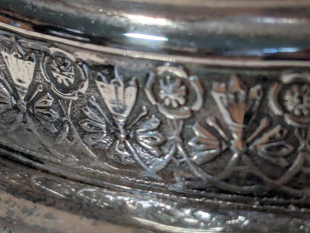 "Pairpoint Mfg" Domed Covered Butter Dish #513-Antique Quadruple Silver Plate